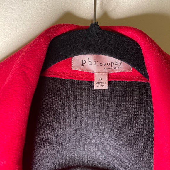 Red velvet jacket - Picture 3 of 4